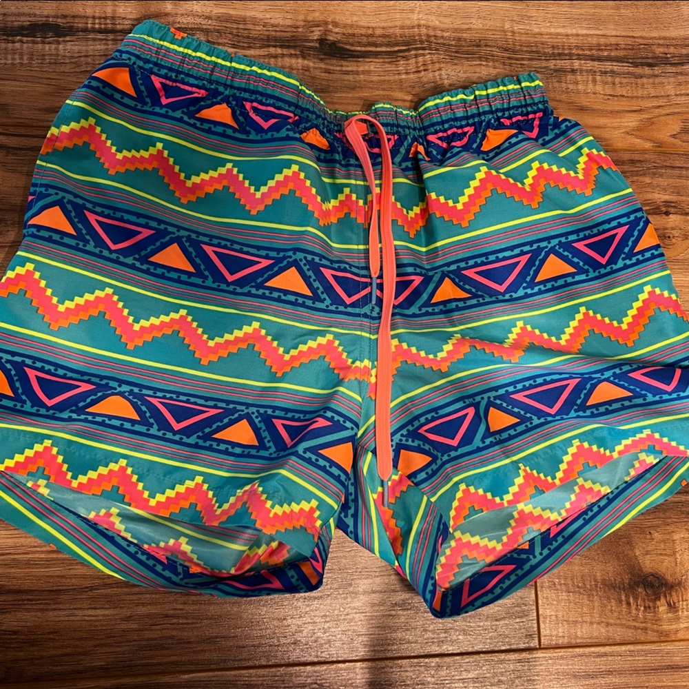 Chubbies swim trunks - mens size M